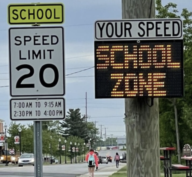 SpeedAlert 18 with Portable Post and Battery Power